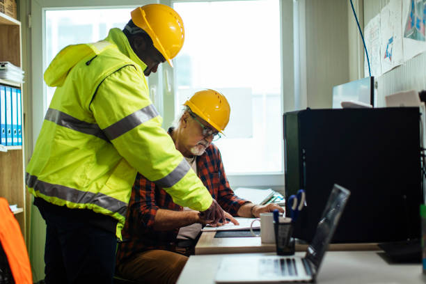 ارزیابی ریسک و شناسایی خطرات (JSA, FMEA)